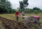Dukung Ketahanan Pangan, Bhabinkamtibmas Desa Kalabeso Sambangi Petani di Sawa Batu Swoan